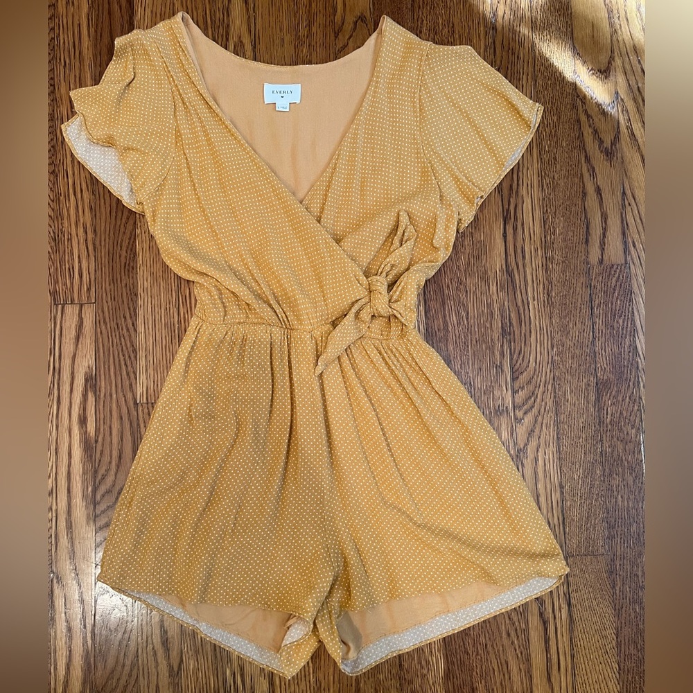 Short sleeve romper